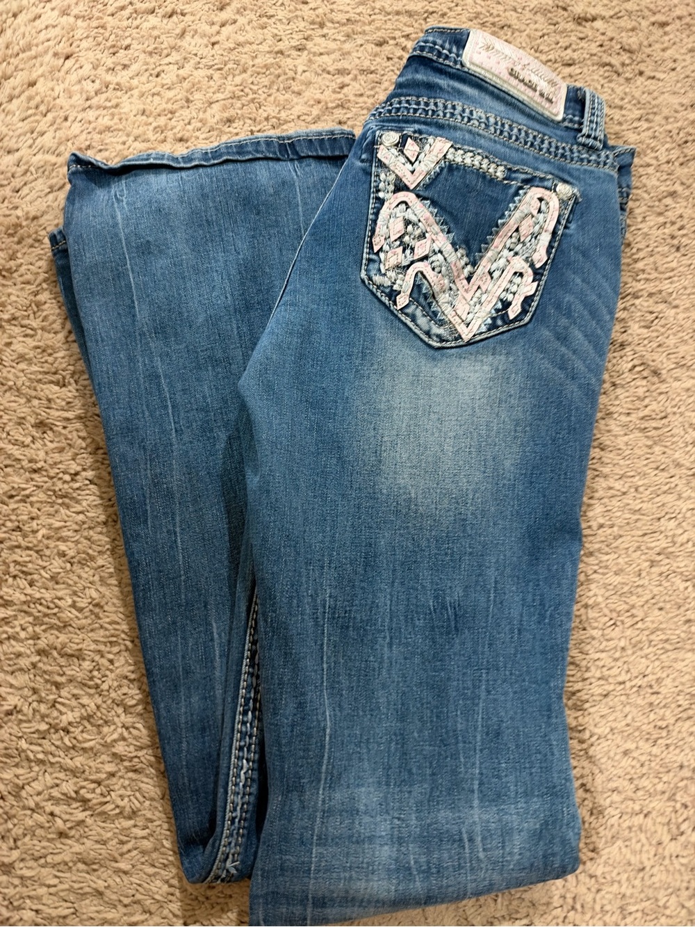 Grace in LA Women's Embroidered Pocket Jeans